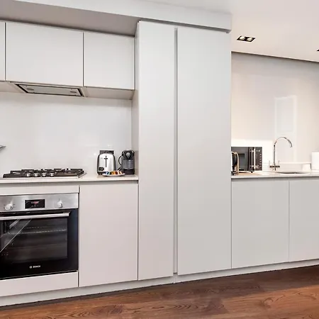 New Build-Air Con-2 Bedroom-Two Bathrooms Apt 4 London Exterior photo